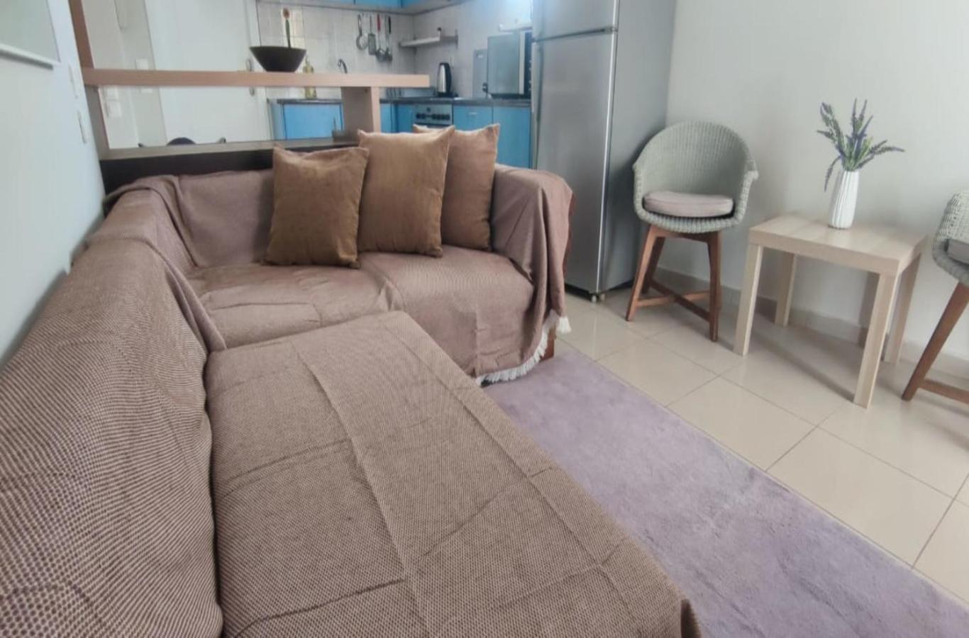 Apartment In A Quiet Location. Ateny Zewnętrze zdjęcie