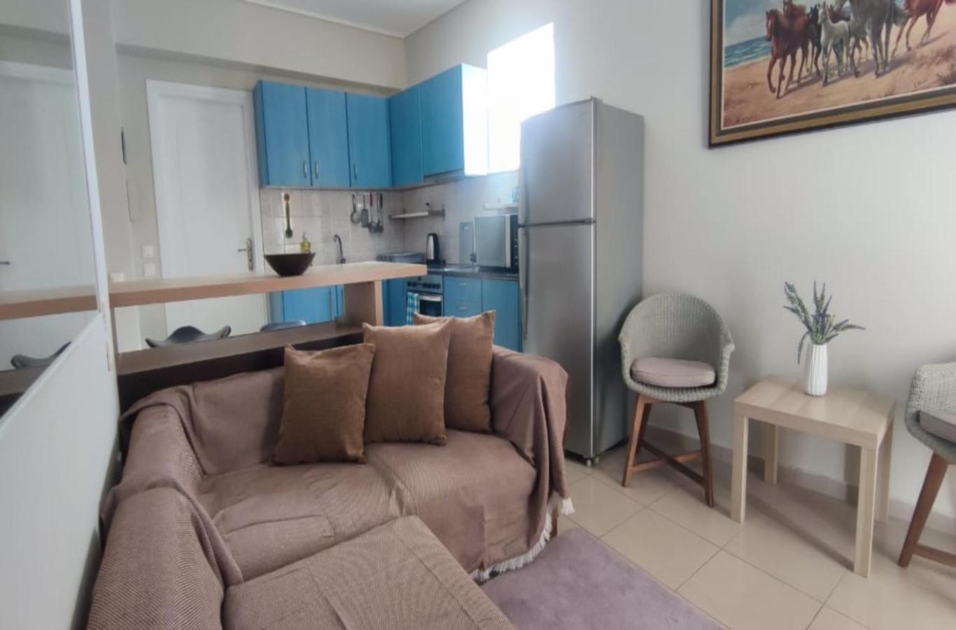 Apartment In A Quiet Location. Ateny Zewnętrze zdjęcie