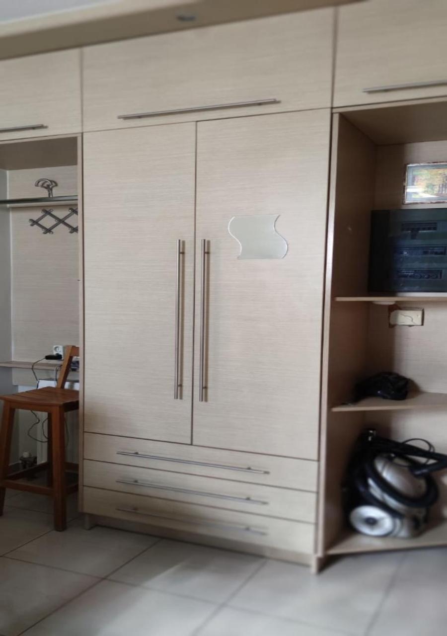 Apartment In A Quiet Location. Ateny Zewnętrze zdjęcie
